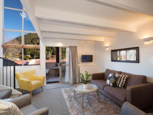 Cranbury Court Apartments : photo 2 de la chambre appartement 3 chambres avec 1 salle de bains