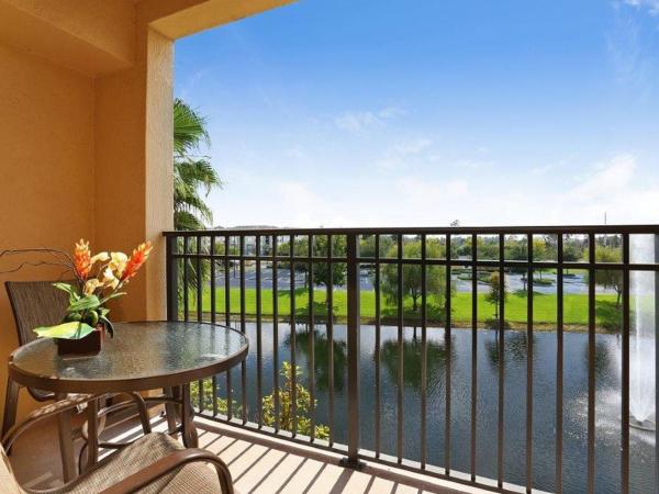 Floridays Orlando Two & Three Bed Rooms Condo Resort : photo 6 de la chambre suite 2 chambres avec canapé-lit