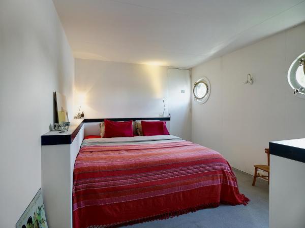 A304 Romantic SeaShip in top Center : photo 4 de la chambre chambre familiale deluxe