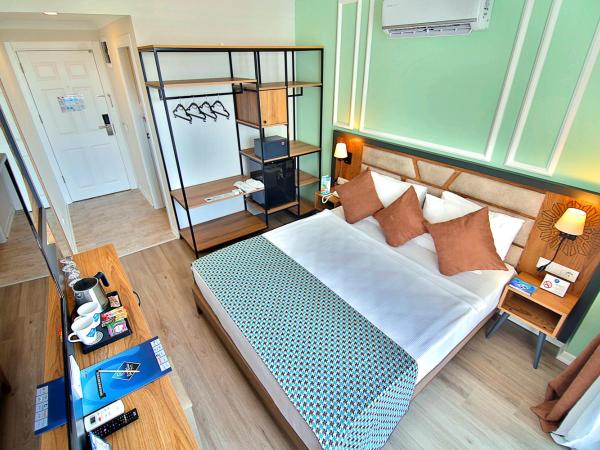 Club Big Blue Suit Hotel - All Inclusive : photo 2 de la chambre chambre double supérieure