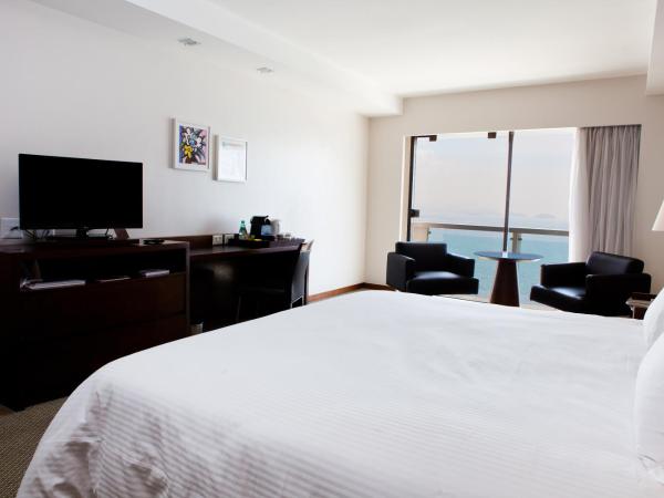 Rio Othon Palace : photo 2 de la chambre super chambre de luxe - vue frontale sur mer