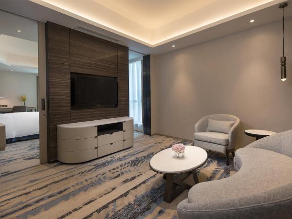 Holiday Inn - Nanjing South Station, an IHG Hotel : photo 2 de la chambre suite lit king-size – non-fumeurs