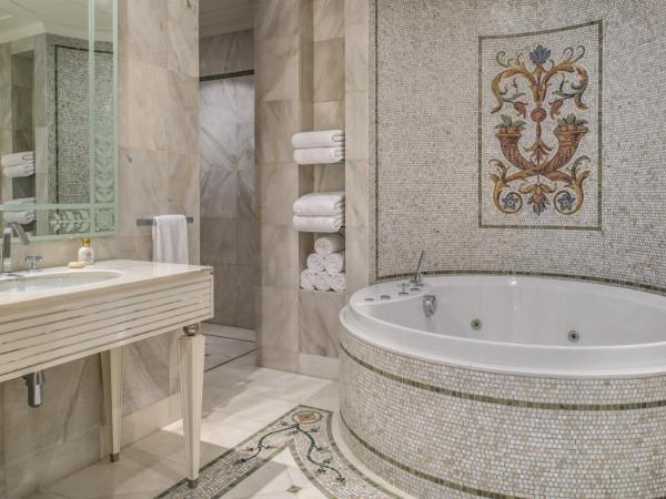 Palazzo Versace Dubai : photo 9 de la chambre villa versace royale