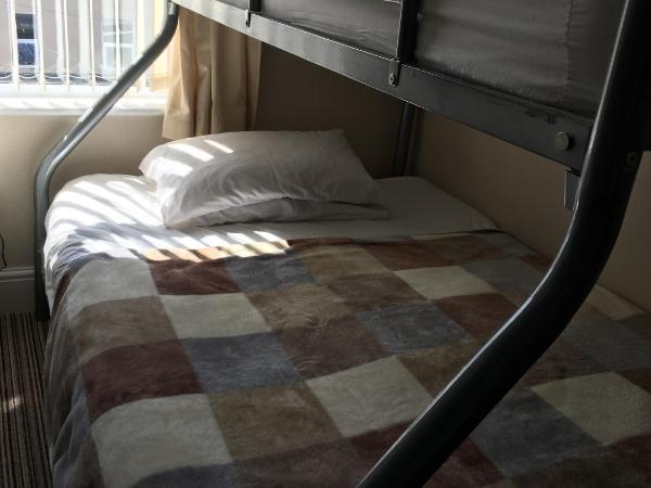 Glenheath Hotel : photo 6 de la chambre chambre quadruple