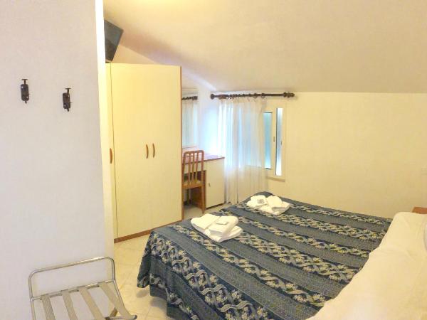 Hotel Villa Lieta : photo 3 de la chambre chambre double ou lits jumeaux Économique