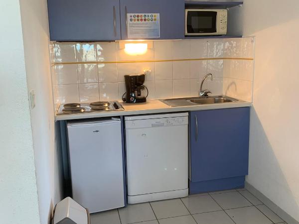 Résidence mayflower : photo 8 de la chambre appartement avec balcon