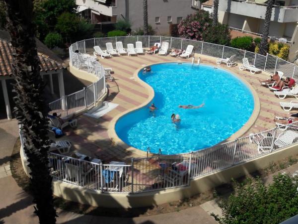 Résidence mayflower : photo 10 de la chambre appartement avec balcon