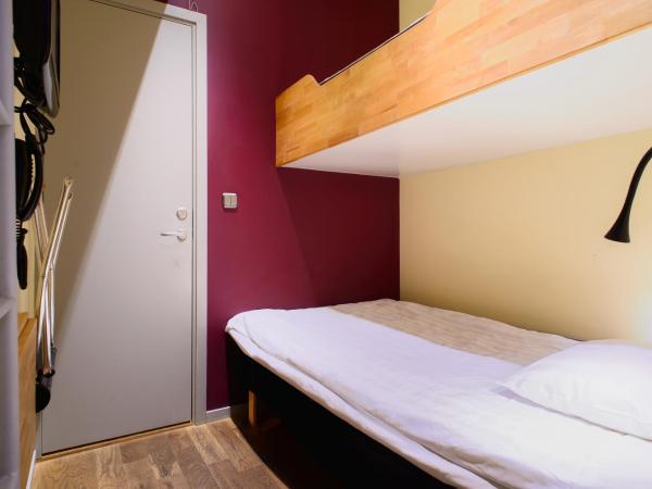 Rex Petit : photo 3 de la chambre chambre lits jumeaux Économique sans fenêtre