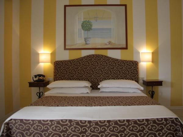 Hotel Alex : photo 1 de la chambre chambre double ou lits jumeaux standard