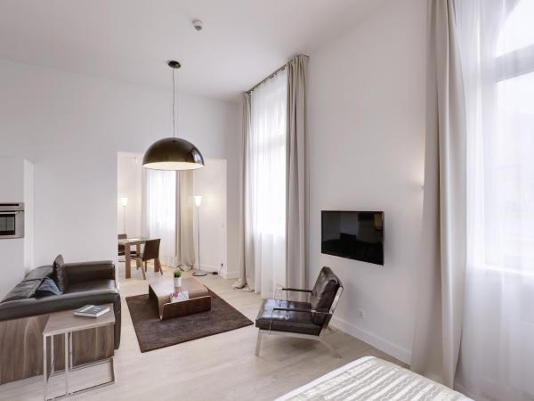 The Red Apartments : photo 2 de la chambre studio confort