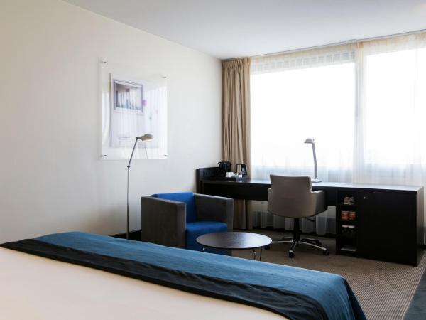 Holiday Inn Eindhoven Centre, an IHG Hotel : photo 4 de la chambre chambre king premium avec vue sur ville