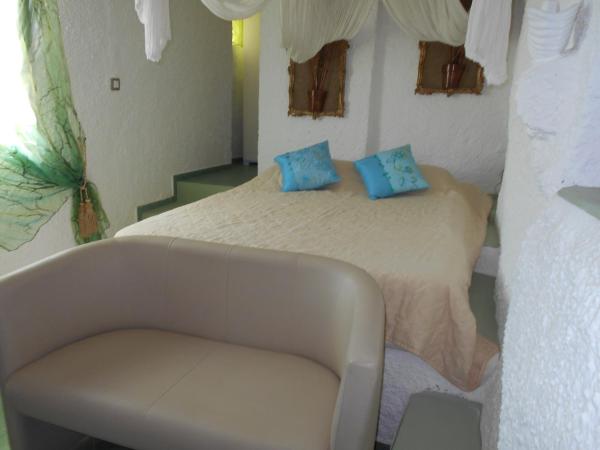 La Veranda of Mykonos Traditional Guesthouse : photo 6 de la chambre petite chambre double traditionnelle Économique - vue partielle sur mer