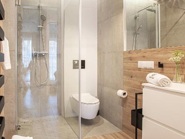 APARTHOTEL ROYAL RESORT SPA Zakopane : photo 3 de la chambre appartement de style highlander
