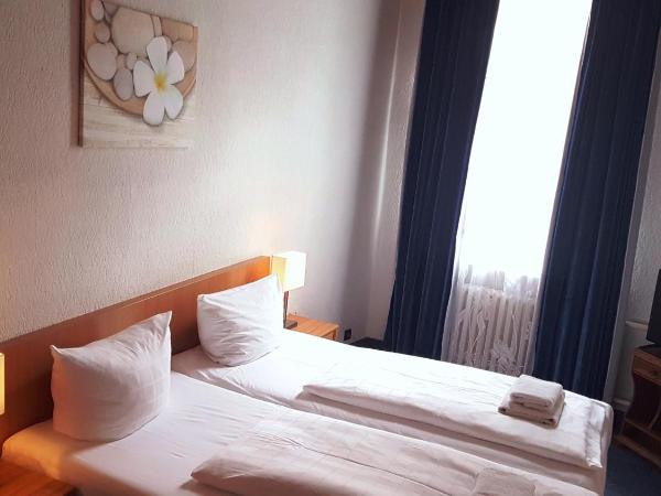 Hotelpension Margrit : photo 5 de la chambre chambre double ou lits jumeaux