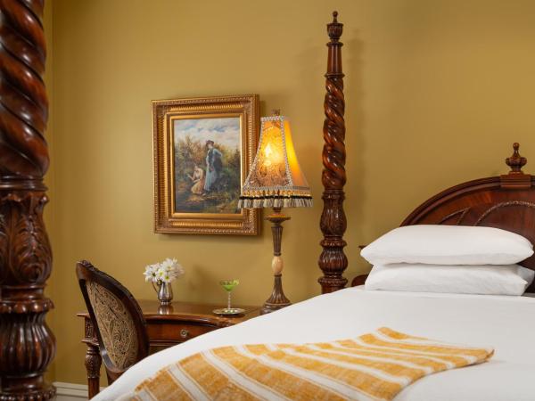 The Inn on West Liberty : photo 2 de la chambre chambre lit queen-size 