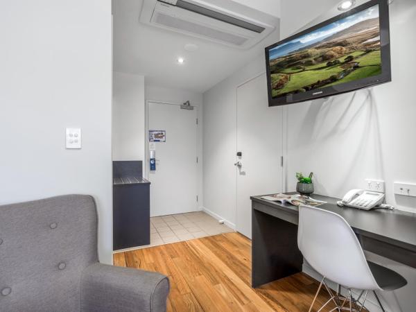 Essence Apartments Chermside : photo 7 de la chambre studio lit king-size