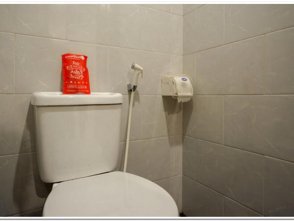 RedDoorz near Sleman City Hall 2 : photo 3 de la chambre chambre double