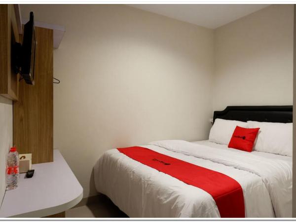 RedDoorz near Sleman City Hall 2 : photo 10 de la chambre chambre double