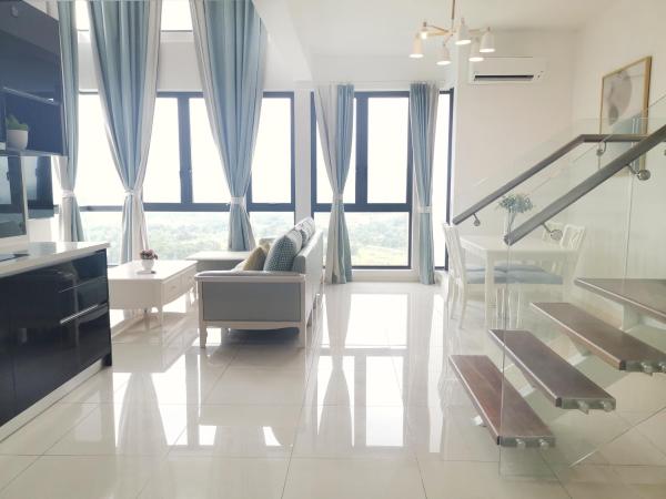 The Elysia Park Residence by Home Owner : photo 2 de la chambre appartement en duplex