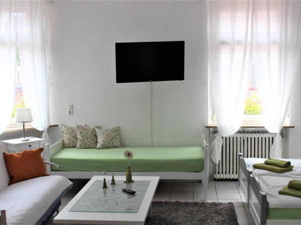 Hotel zur Post Schwanheim : photo 3 de la chambre appartement