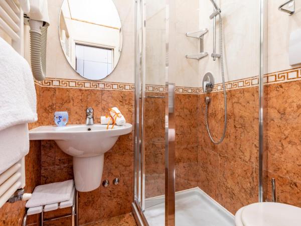 Palazzo Schiavoni Residenza d'epoca & Suite-Apartments : photo 8 de la chambre petite chambre double