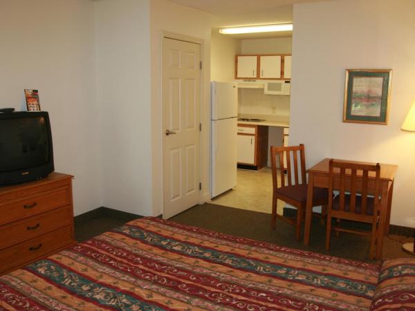 Affordable Suites Myrtle Beach : photo 2 de la chambre suite 1 chambre