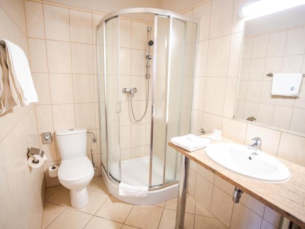 Premium Hotel Bacero Wrocław : photo 3 de la chambre chambre double