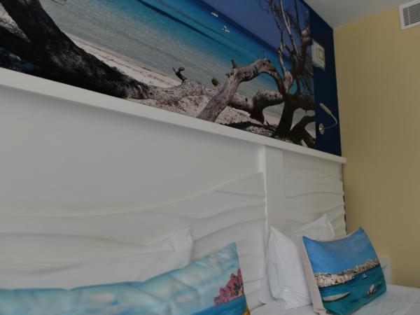 Hôtel Le Claridge : photo 6 de la chambre chambre lits jumeaux supérieure