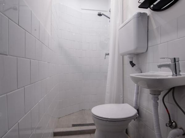 Hotel Chesscom : photo 2 de la chambre petite chambre double