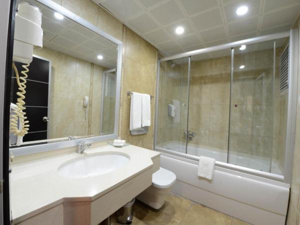 Hotel Ismira : photo 2 de la chambre chambre triple