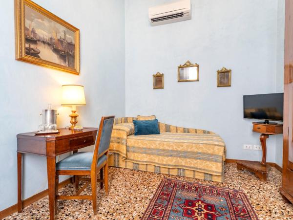 Palazzo Schiavoni Residenza d'epoca & Suite-Apartments : photo 7 de la chambre suite familiale 2 chambres