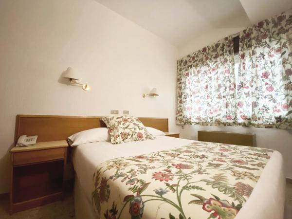 Hotel Leuka : photo 1 de la chambre chambre simple