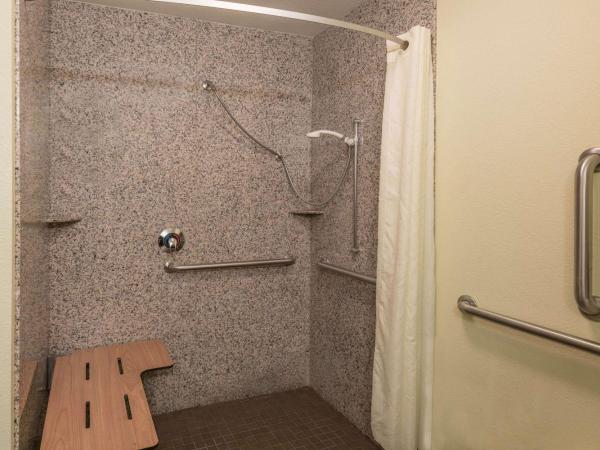 La Quinta by Wyndham Las Vegas Airport South : photo 3 de la chambre chambre avec 2 lits queen-size - accessible aux personnes à mobilité réduite - non-fumeurs 