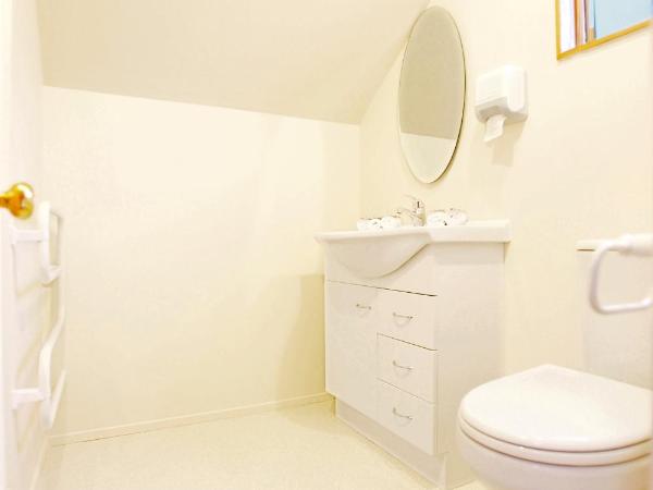 Cranbury Court Apartments : photo 7 de la chambre appartement - vue sur lac