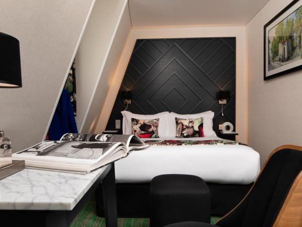 Hôtel des Arts Montmartre : photo 5 de la chambre chambre double standard