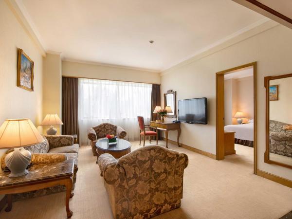 Crowne Plaza Chengdu City Center, an IHG Hotel : photo 5 de la chambre suite lit king-size