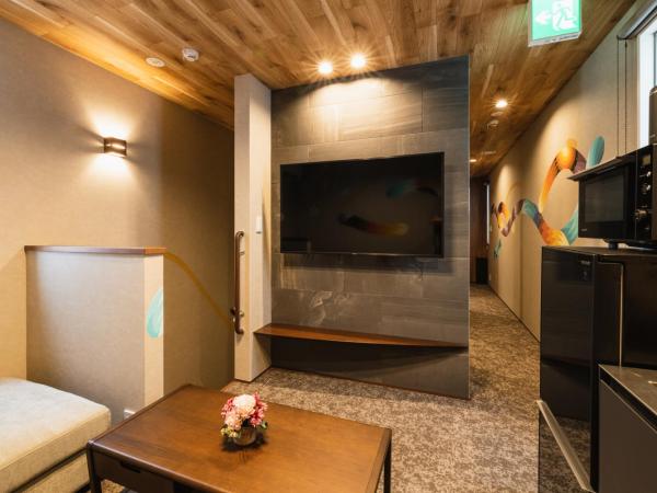 GRAND BASE Shianbashi : photo 2 de la chambre chambre familiale supérieure