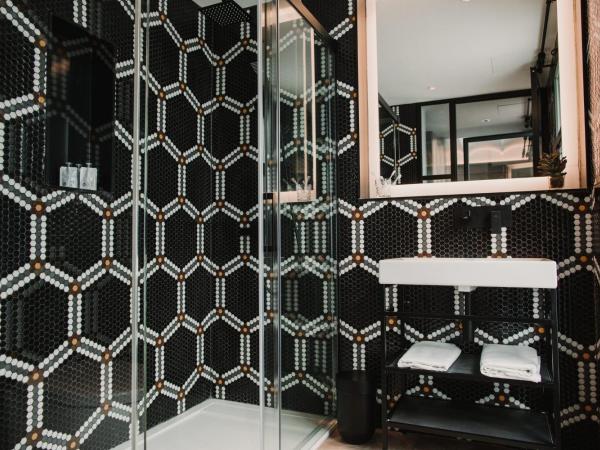 Reina 107 Beach Boutique : photo 8 de la chambre chambre double Économique