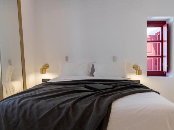 The TownHouse Mykonos : photo 2 de la chambre chambre supérieure lit queen-size