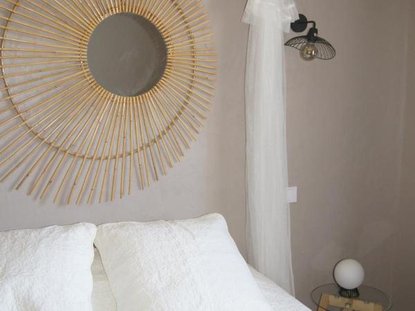 L'Antre d'Eux : photo 2 de la chambre chambre double deluxe avec douche