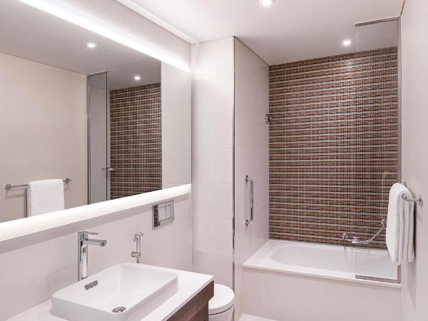 Hyatt Place Dubai Wasl District : photo 5 de la chambre chambre lit king-size avec canapé-lit