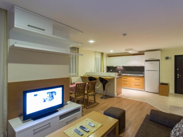 Address Residence Suite Hotel : photo 2 de la chambre appartement 2 chambres en duplex - vue partielle sur mer