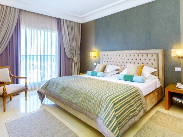 Occidental Sousse Marhaba : photo 1 de la chambre suite supérieure - vue sur mer