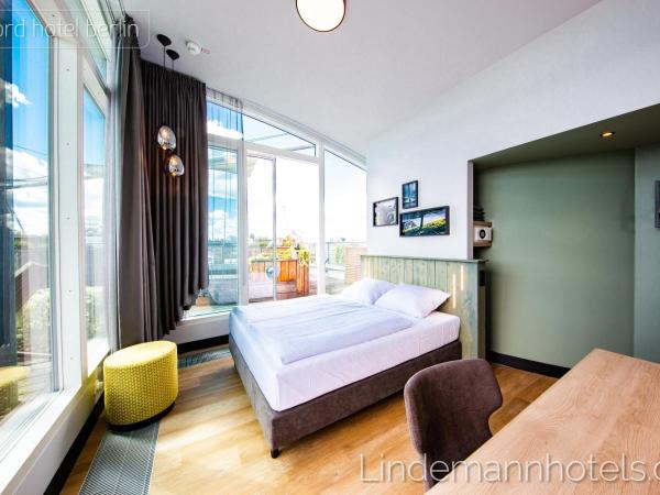 fjord hotel berlin : photo 6 de la chambre hébergement lovely avec vue