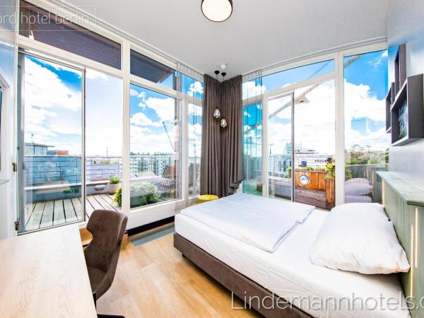 fjord hotel berlin : photo 4 de la chambre hébergement lovely avec vue