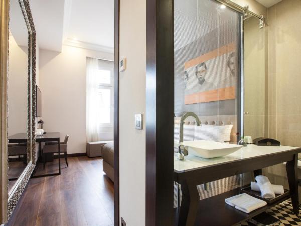 Quentin XL Potsdamer Platz : photo 4 de la chambre chambre double classique