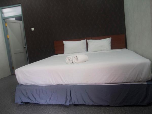 Ndalem Mantrigawen : photo 3 de la chambre chambre double supérieure