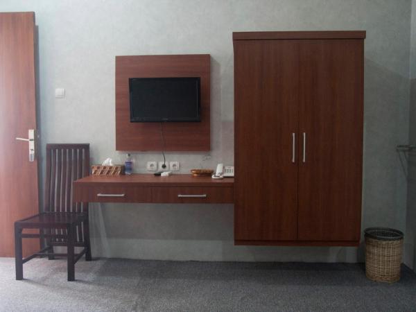 Ndalem Mantrigawen : photo 9 de la chambre chambre double supérieure