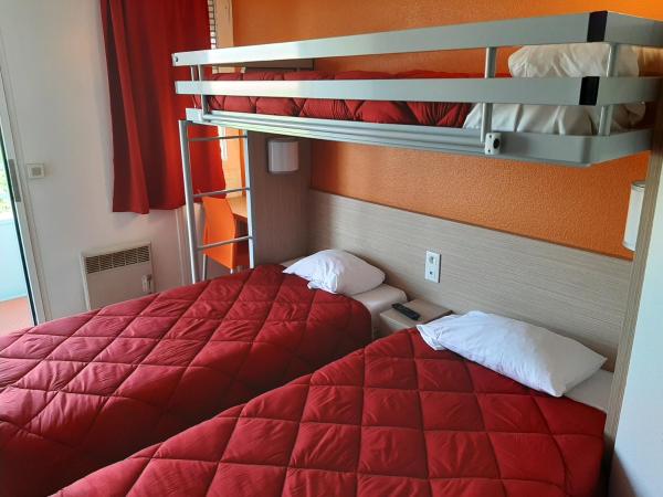 Premiere Classe Carcassonne : photo 1 de la chambre chambre triple