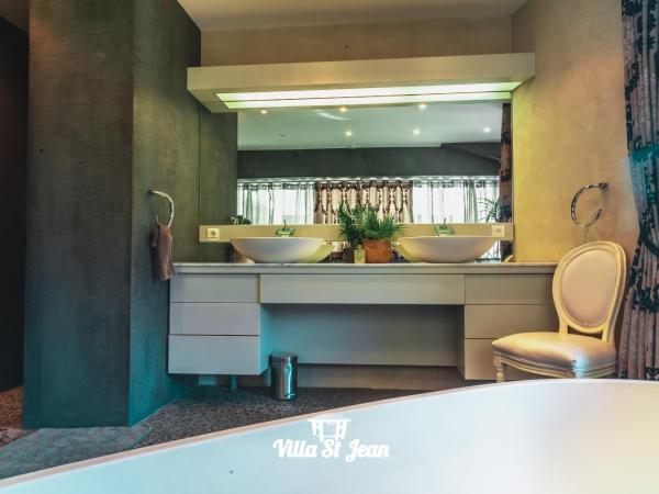 Villa St Jean SUITE Romantique : photo 6 de la chambre suite lit queen-size deluxe